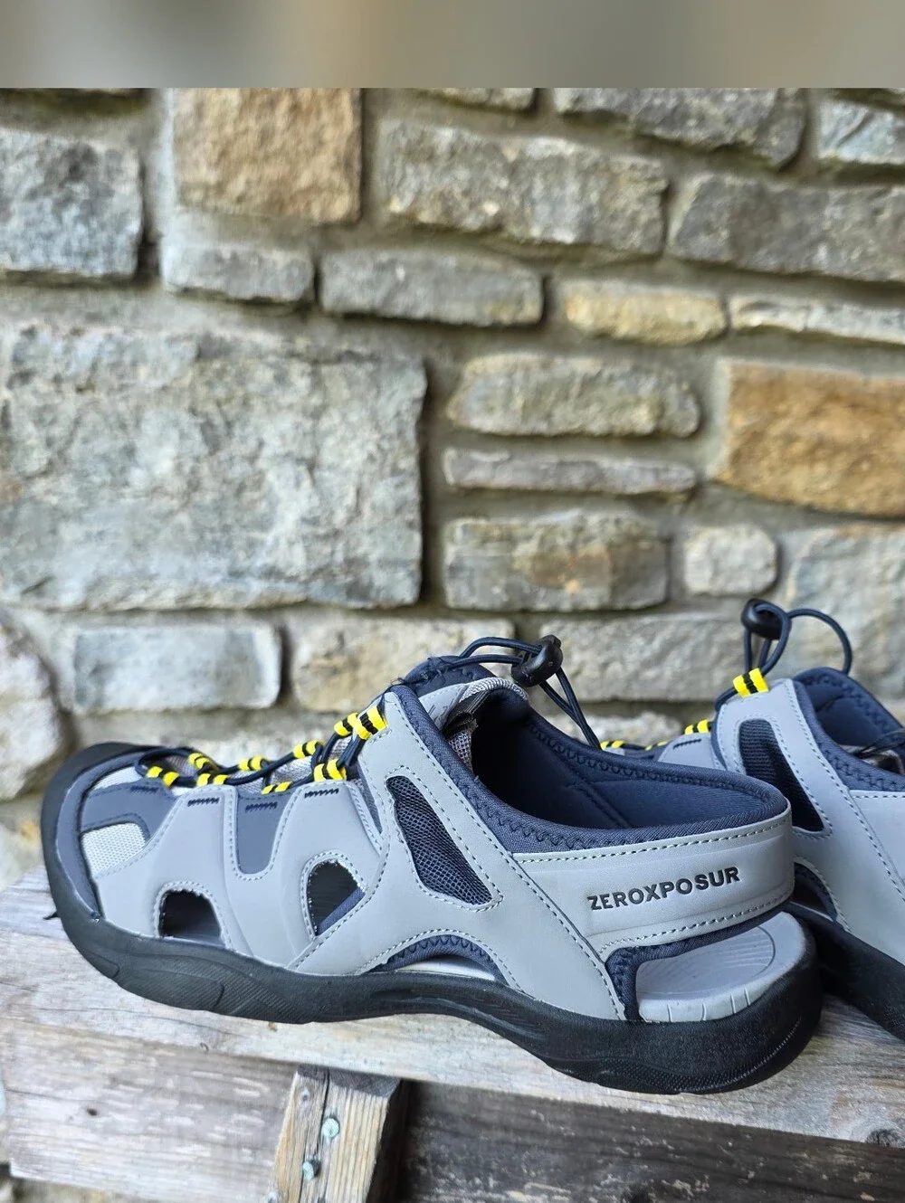 ZeroXposur Wallowa River sandals NWT